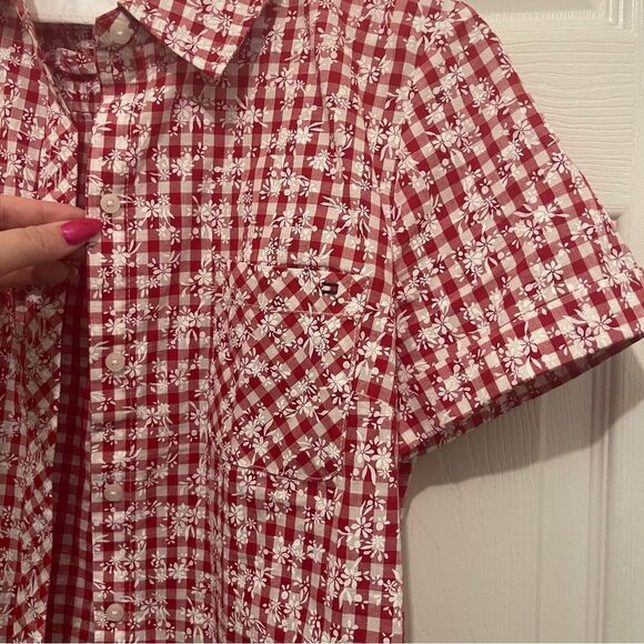 Tommy Hilfiger Button Down - Picture 2 of 6